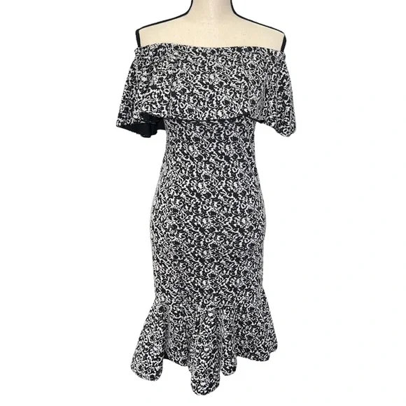 Lularoe Dresses | Lularoe Cici Mermaid Dress in Black White | Color: Black/White | Size: XXS | Trendysellr's Closet